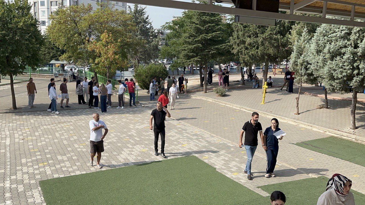 Kahramanmaraş’ta KPSS heyecanı: Adaylar sınav merkezlerine akın etti