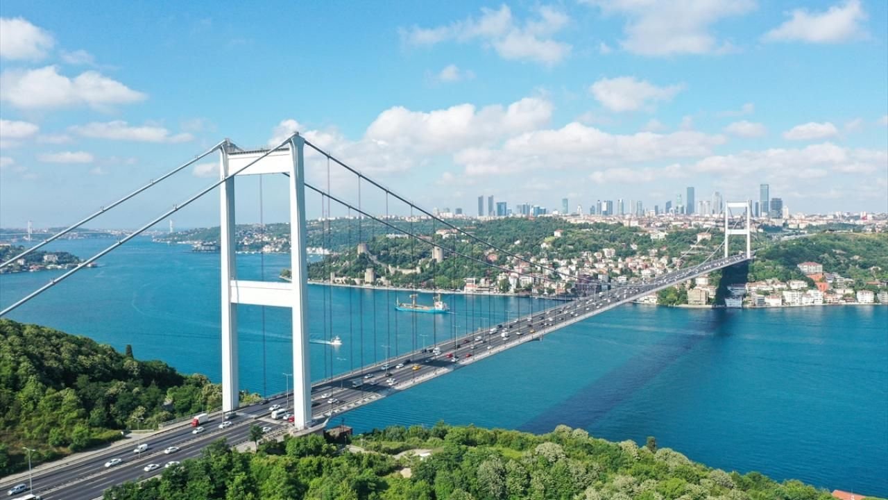 Köprü ve Otoyollar 30 Yıllığına Özel Sektöre Açılıyor