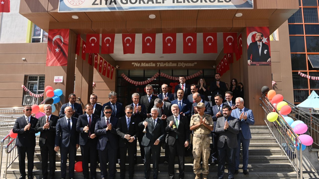 Kahramanmaraş’ta Yeni Eğitim Yılı İlk Zille Başladı