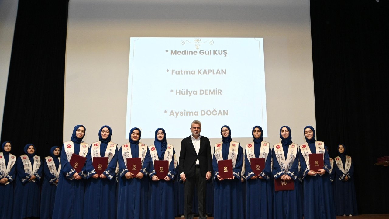 Kahramanmaraş’ta 70 Hafız Mezuniyet Heyecanı Yaşadı