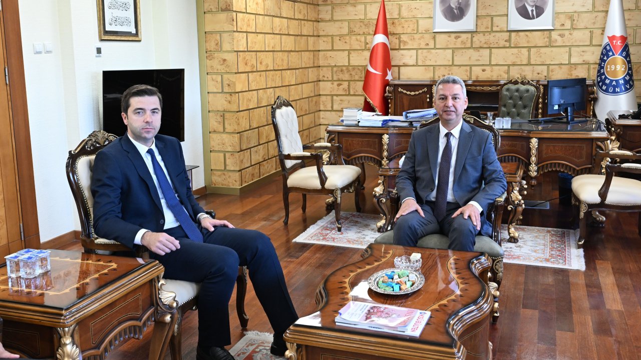 Gençlik Hizmetleri Genel Müdürü Efendioğlu, KSÜ Rektörü Okumuş’u Ziyaret Etti