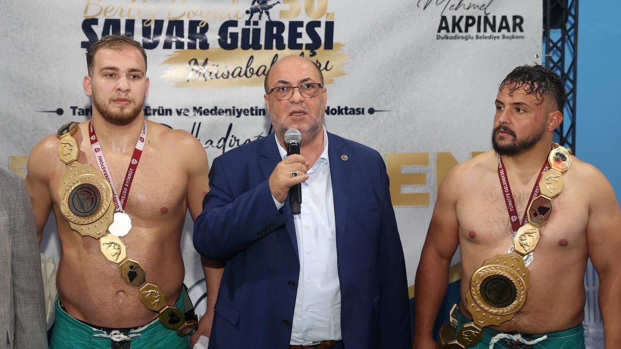 Bertiz’de 30. Geleneksel bertiz boyalı şalvar güreşlerine yoğun ilgi