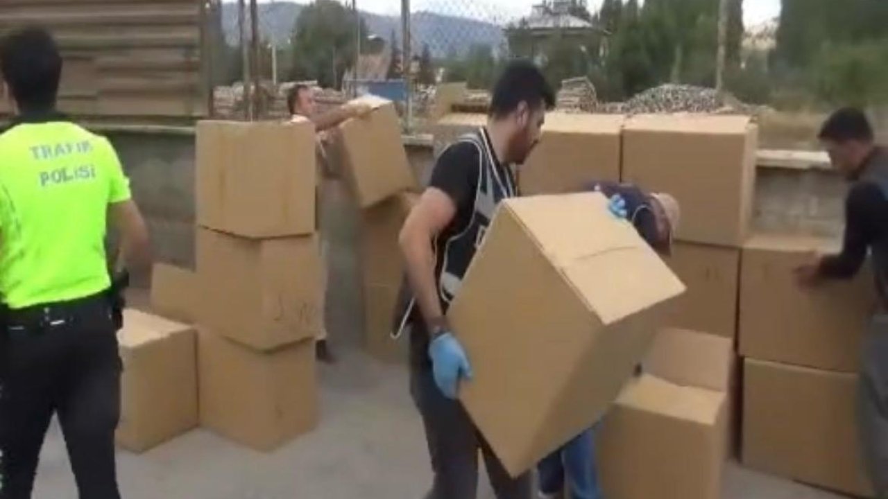 Kahramanmaraş’ta 2 milyon 62 bin 500 dal makaron ele geçirildi