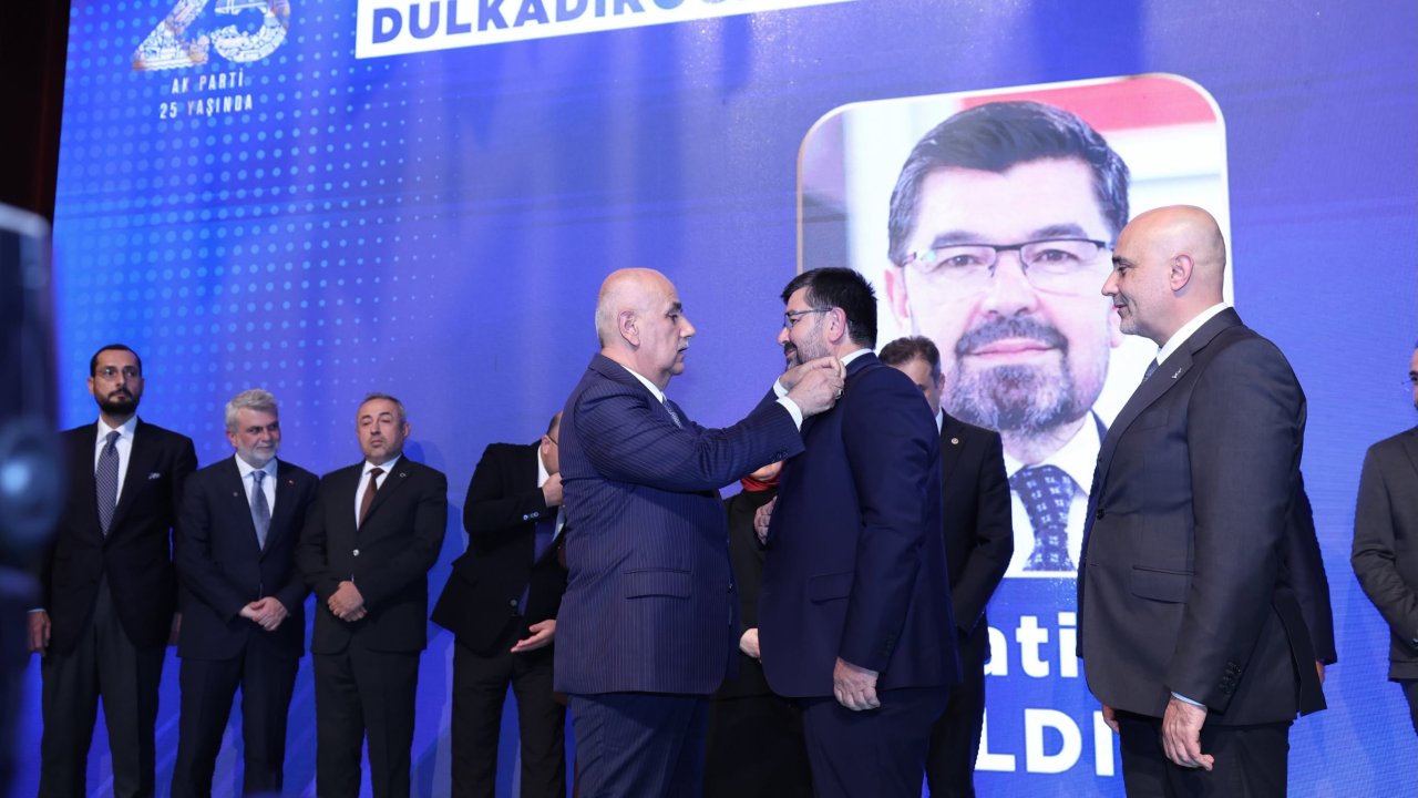 Dört İlçede Siyaset Hareketlendi 24 Meclis Üyesi AK Parti’ye Katıldı