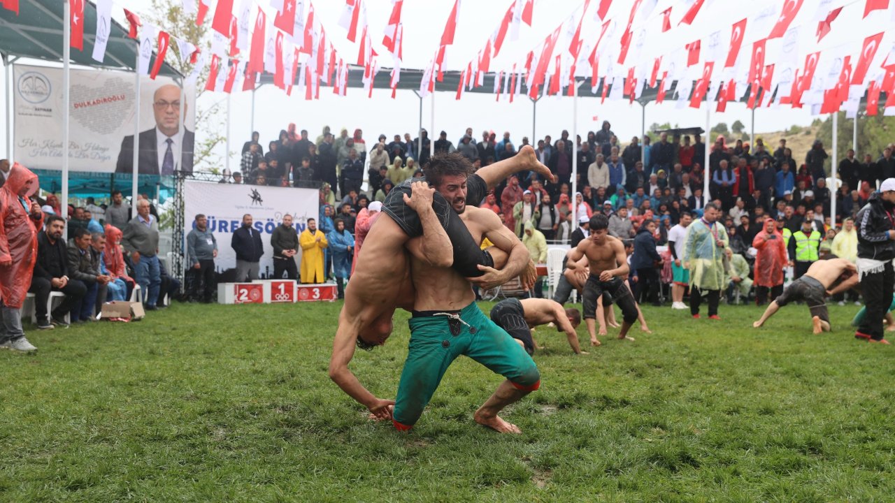 Kahramanmaraş’ta 15. Bertiz Baydemirli Kısa Şalvar Güreş Festivali Heyecanı