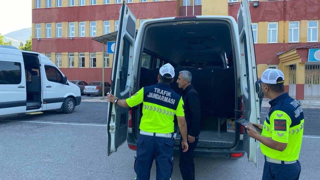 Kahramanmaraş’ta Okul Çevrelerinde Jandarma Denetimi