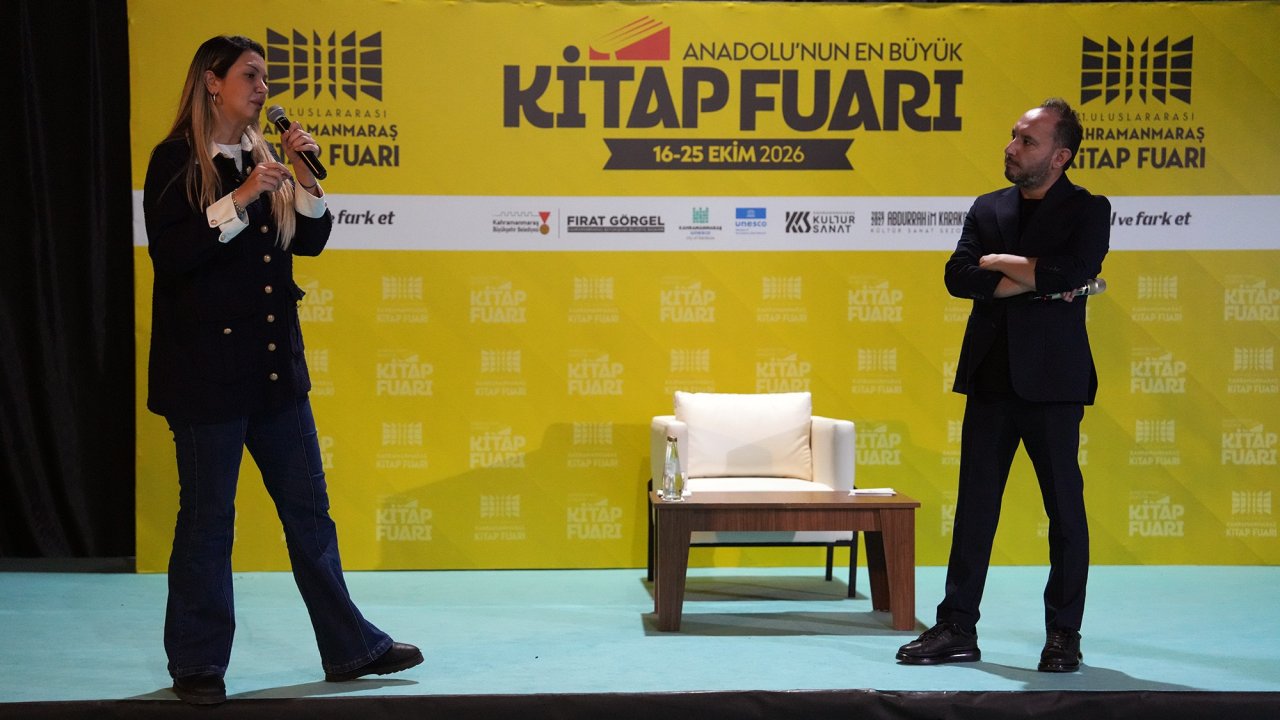 Fulya Öztürk ve Türker Akıncı Kahramanmaraş Kitap Fuarı’nda Okurlarla Buluştu