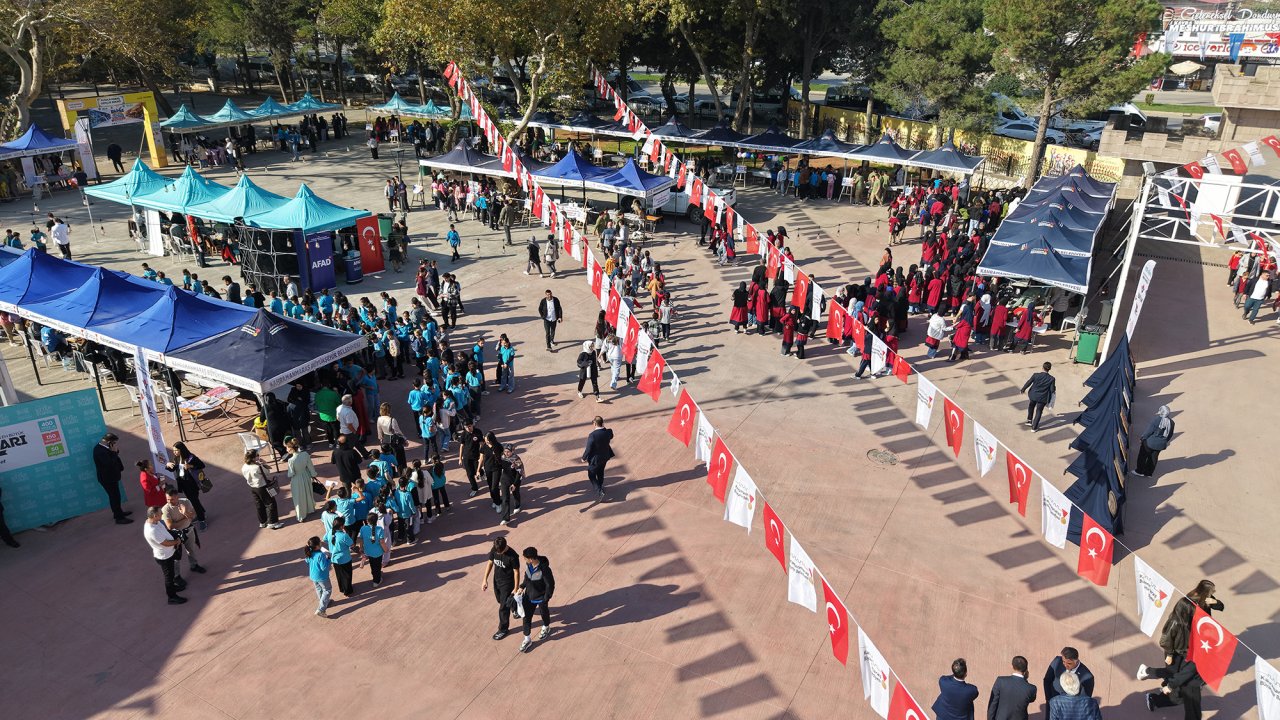 Kahramanmaraş’ta Bilim Şenliği KAFUM’da Kapılarını Açtı