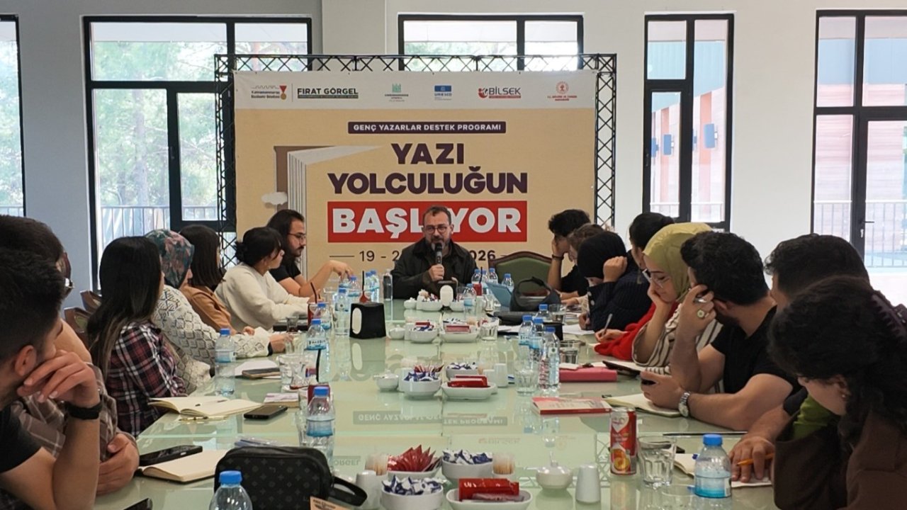Kahramanmaraş’ta Genç Yazarların Eserleri Kitaplaşmaya Hazırlanıyor