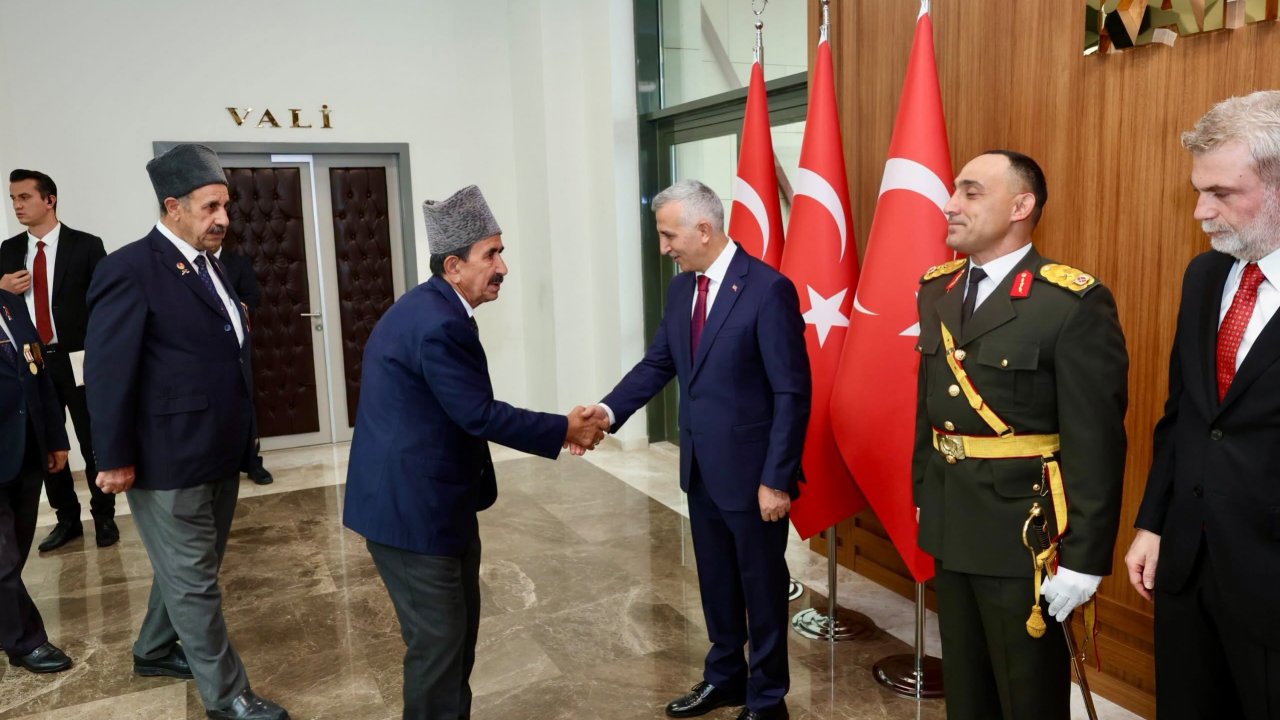 Vali Ünlüer Cumhuriyet, Milletimizin Ortak Başarısı ve Geleceğidir