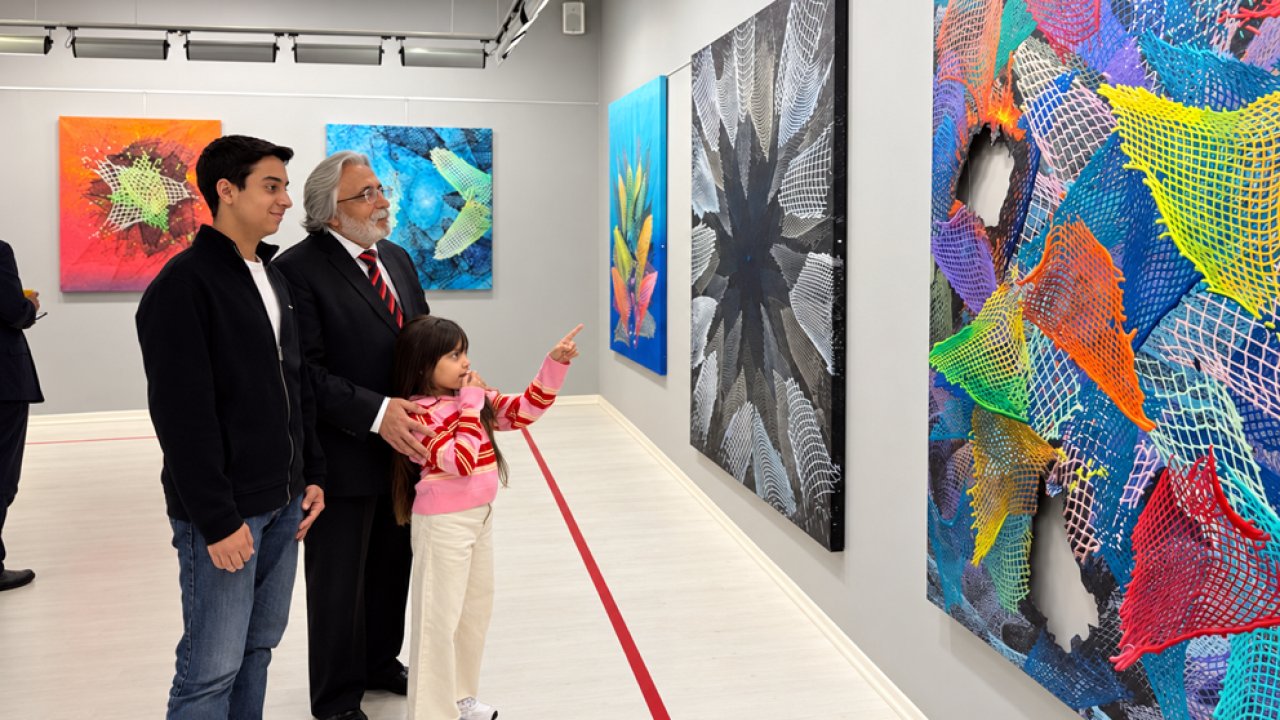 SANKO Sanat Galerisi’nde “Sonsuzluk Ağları” Sergisi Açıldı