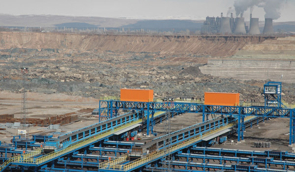 KÖMÜR SAHASINDAKİ GÖÇÜK DAVASI ERTELENDİ