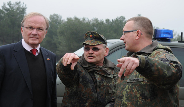 KAHRAMANMARAŞ'TA KONUŞLANDIRALAN PARTİOTLAR BASINA TANITILDI