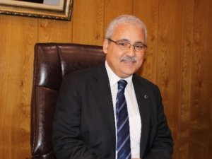 Vali Güvençer: "Gazetecilik, saygın bir meslektir"