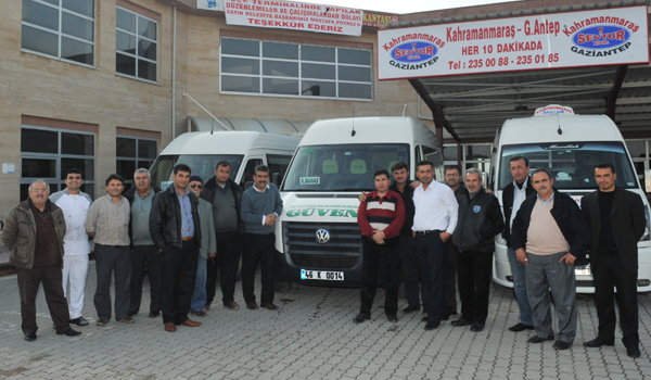 TERMİNAL ESNAFINDAN TEŞEKKÜR PANKARTI