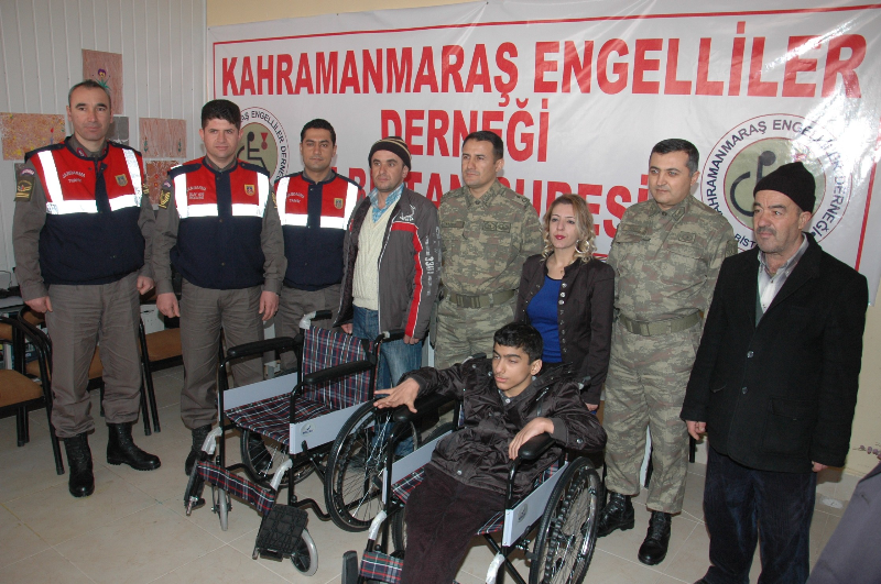 GARNİZON KOMUTANINDAN ÖRNEK DAVRANIŞ