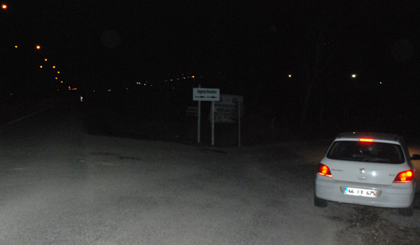 GİRİŞİ BULAMAYAN SÜRÜCÜLER, SOLUĞU İNFAZ KORUMADA ALIYOR