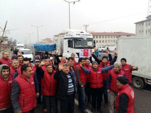 Bayırbucak Türkmenlerine 40 tır yardım