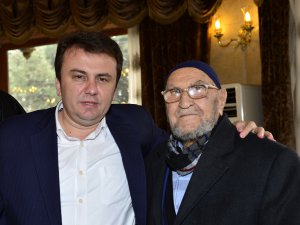 Bir yastıkta 71 yıl