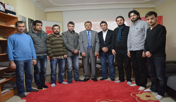 PAKDİL: GENÇ NESİL, KENDİSİNİ GELECEĞE GÖRE DİZAYN ETMELİDİR