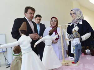 Erkoç atölyeleri inceledi