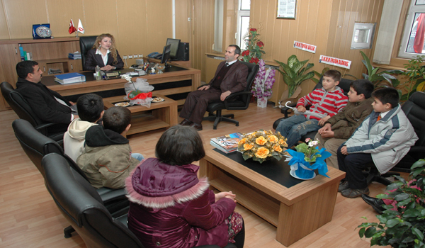 ÖĞRENCİLER VERGİ DAİRESİNİ ZİYARET ETTİ