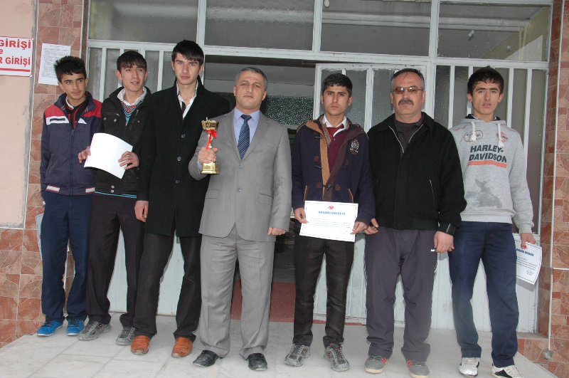 ELBİSTAN İHL  BAŞARILI ÖĞRENCİLERİ ÖDÜLLENDİRDİ