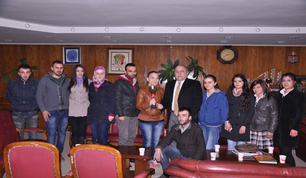 HALK OYUNLARI EKİBİNDEN TEŞEKKÜR ZİYARETİ
