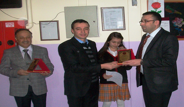 Siz içerseniz biz de içeriz, dediler, 3 öğretmene sigarayı bıraktırdılar