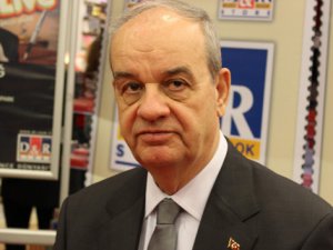 İlker Başbuğ: 'Türkiye bunu bir türlü beceremedi'