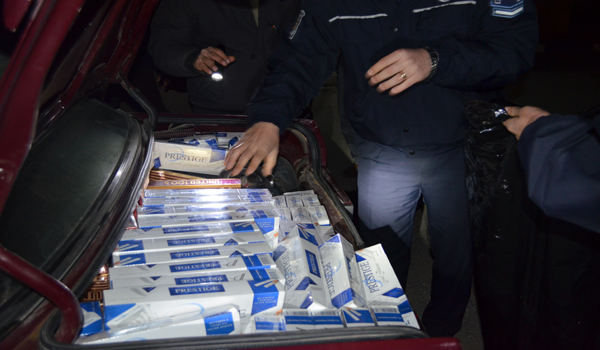 4 BİN 840 PAKET KAÇAK SİGARA ELE GEÇİRİLDİ