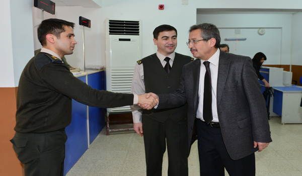 BAŞKAN POYRAZ ASKERLİK ŞUBESİNİ ZİYARET ETTİ