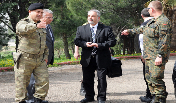 ALMAN MÜSTEŞAR PATRIOTLARI İNCELEDİ