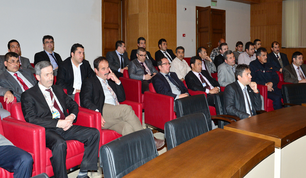 BELEDİYE PERSONELİNE TOPLUMSAL DUYARLILIK SEMİNERİ