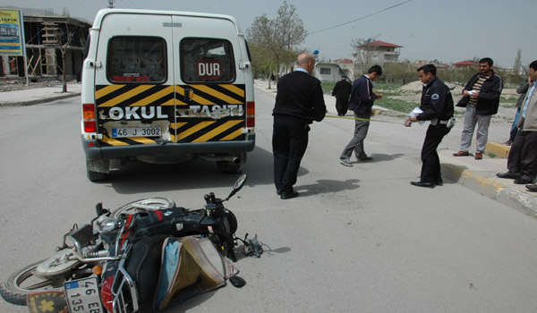 ELBİSTAN DA TRAFİK KAZASI: 1 YARALI