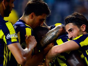 Emenike coştu, Fenerbahçe kapıyı araladı