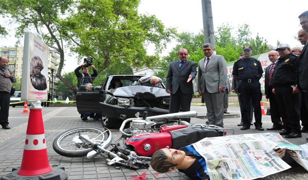 SİMİLATÖR EŞLİĞİNDE TRAFİK EĞİTİMİ