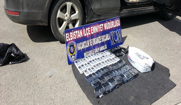 ELBİSTAN'DA 210 ADET KAÇAK CEP TELEFONU ELE GEÇİRİLDİ