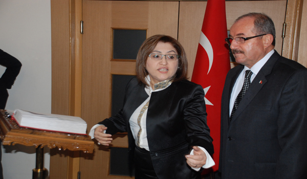 BAKAN ŞAHİN: KADINA ŞİDDETTEN ÖLÜMLERİ SIFIRLAMAK İSTİYORUZ