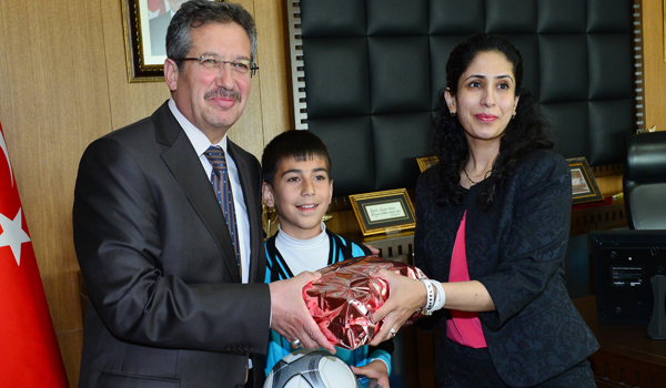 TEMSİLİ BAŞKAN: HER MAHALLEYE OYUN ALANI İSTİYORUM