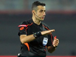 Hollanda - Yunanistan maçı Mete Kalkavan'ın!