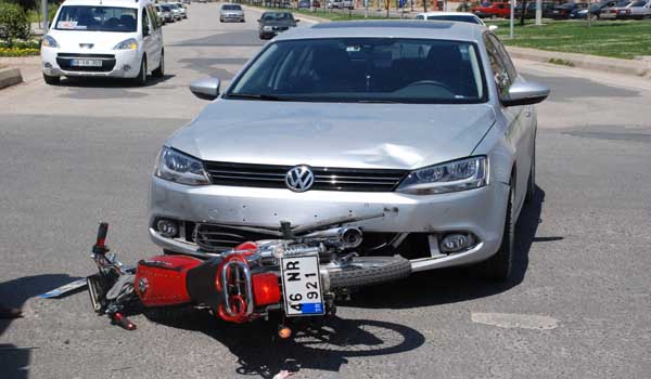 K.MARAŞ MERKEZDE TRAFİK KAZASI: 1 YARALI