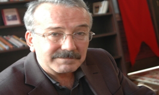 İLBEY: KİMİN HİMMETİ MİLLETİ İSE, O TEK BAŞINA MİLLETTİR