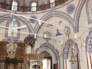 Roketli Saldırıda Tahrip Olan caminin restorasyonu başladı