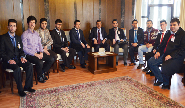 PAKDİL: HEDEFSİZ GEMİYE RÜZGAR BİLE YARDIM ETMEZ