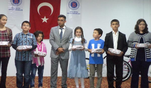 HEM OKUDULAR, HEM DE ÖDÜL ALDILAR