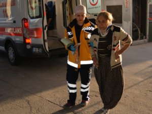 İŞCİLERİ TAŞIYAN MİNİBÜS TAKLA ATTI