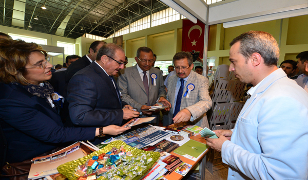 İNSAN KAYNAKLARI VE İSTİHDAM FUARI AÇILDI