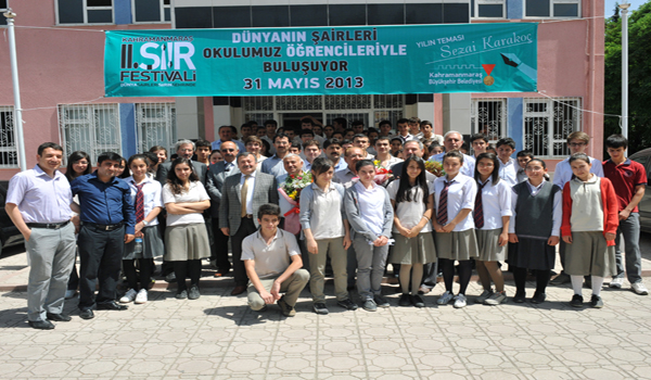 ŞAİRLER ÖĞRENCİLERLE BULUŞTU