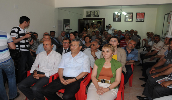 CHP MERKEZ İLÇE TEŞKİLATI ESKİ BİNASINA TAŞINDI